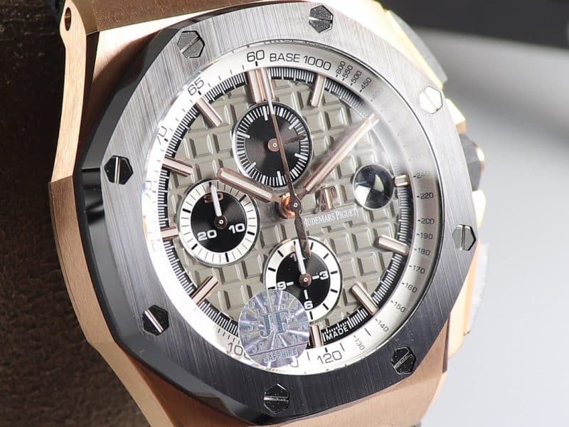Audemars Piguet Royal Oak Offshore 26416RO Chronograph Series 44mm Diameter Ceramic Bezel Detail Images