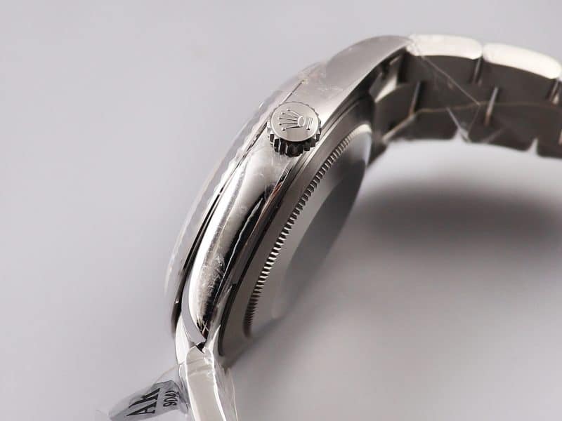 watchar log Rolexm126334-0013 temperament gray plate 904lstainless steel side view