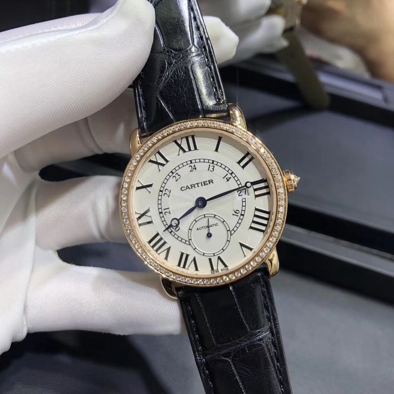 Cartier London Series 18K Gold Set with Southern Diamonds Front View