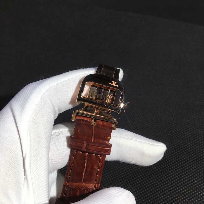 Real gold replicaJaeger-LeCoultremoon phase master series 18K gold watch Swiss mechanical movement39mmclasp picture