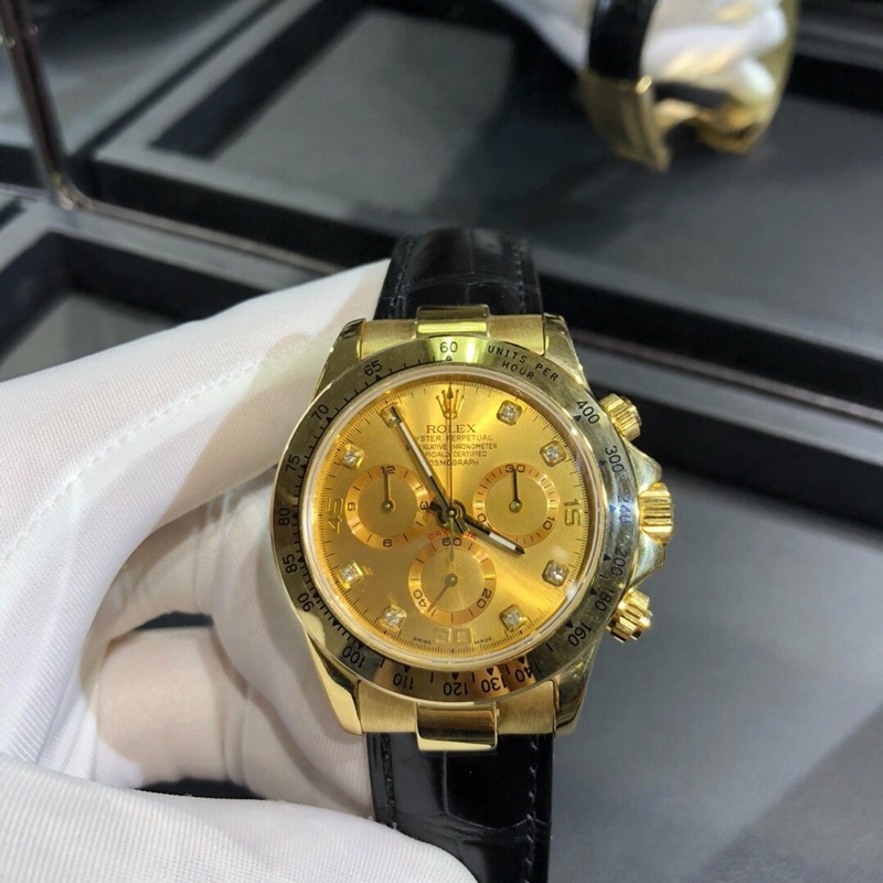 Real gold RolexreplicaDaytona series 18K gold watch 40mm front view