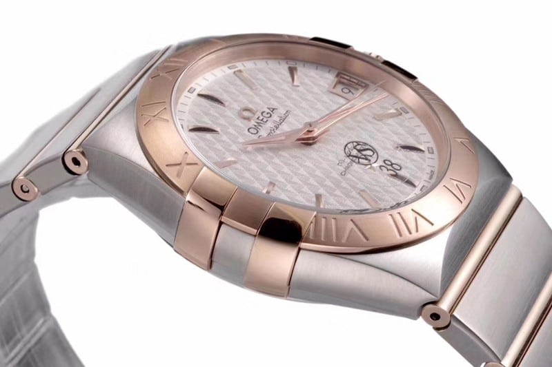 Omega temperament model vs Constellation high-quality temperament model 8500 mechanical watch white dialrose gold side view
