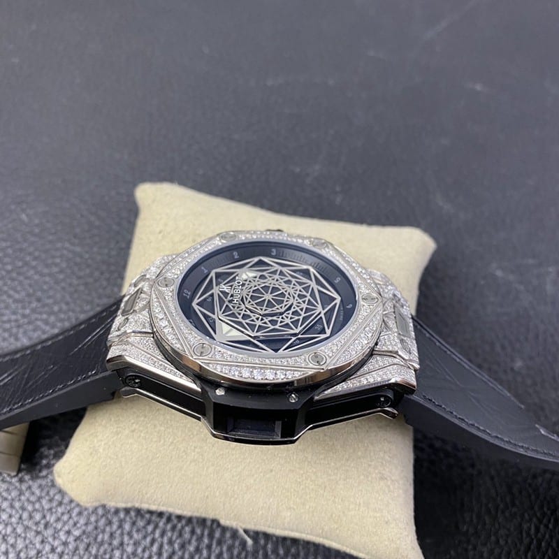 Hublot1:1 Hublot tattoo personalized full diamond watch side view