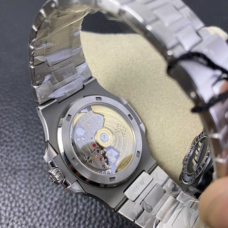 Patek Philippe sports elegant series 5711/112p Ruby model modified movement picture