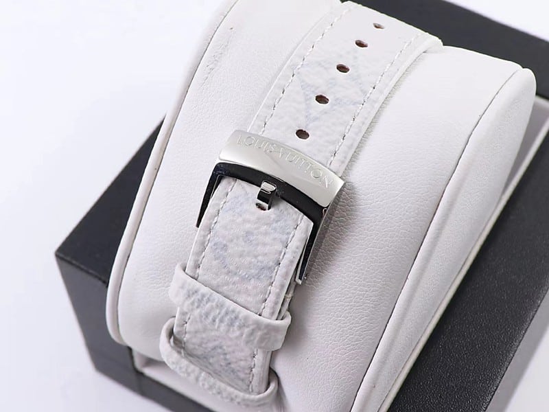 ReplicaLV ladies watch 34mm white dial high quality quartz watch clasp picture
