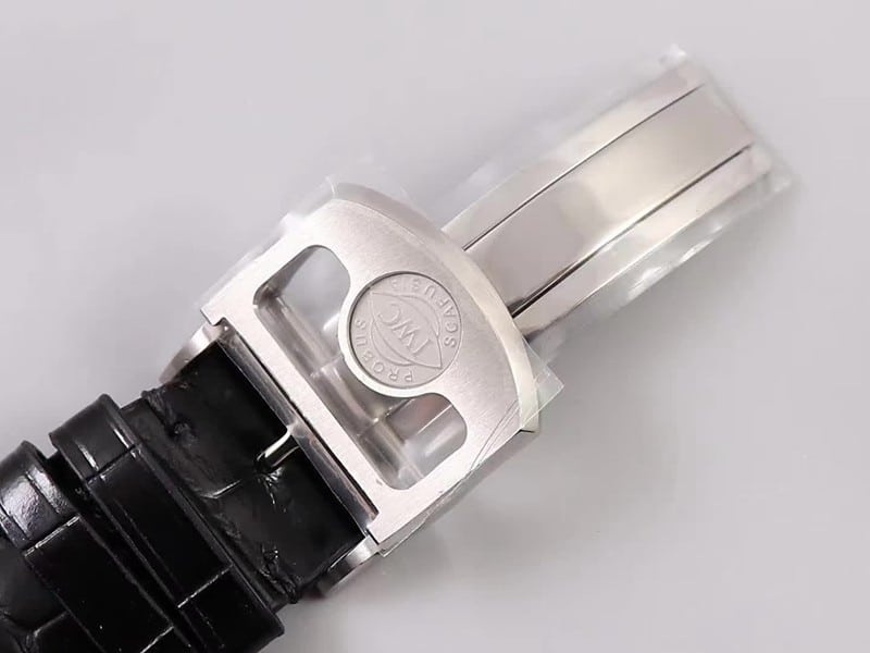 YL factory watch IWC Portuguese 7-day chain new plate movement display small seconds clasp picture