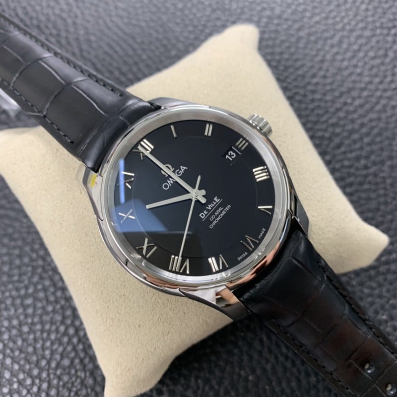 Omegareplica watch vs factory De Ville series 8500movement crocodile leather high quality front view