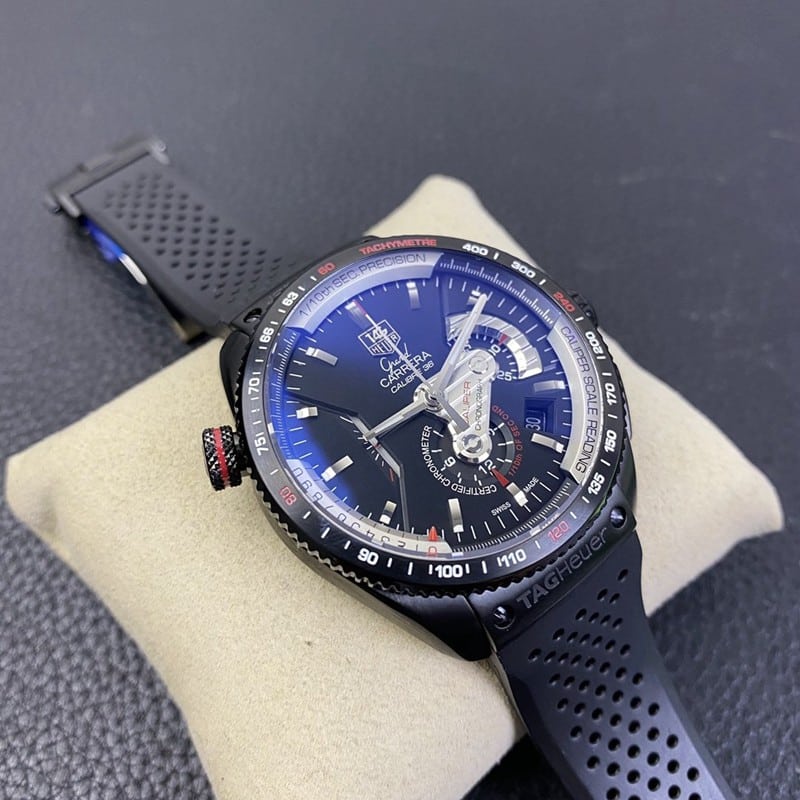 watch V6 TAG Heuer Carrera series racing model front view
