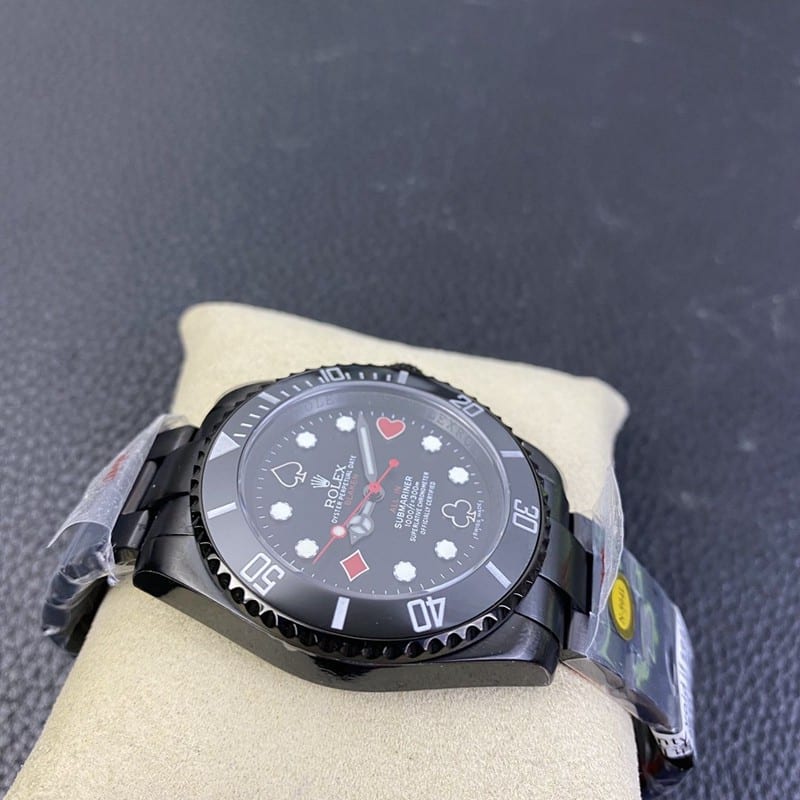 ReplicaRolex watch Submariner latest modified all black side view