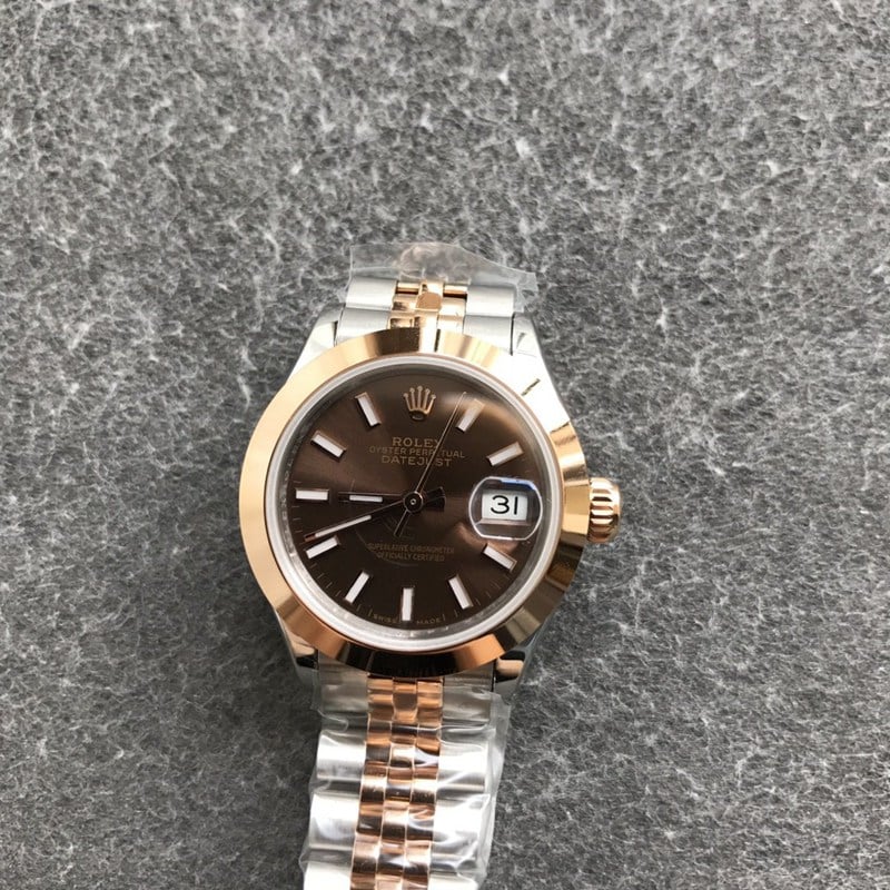 Rolex Datejust watch for women, 28mm, mechanical movement, tiger tooth bezel, rose gold, coffee-colored dial, front view