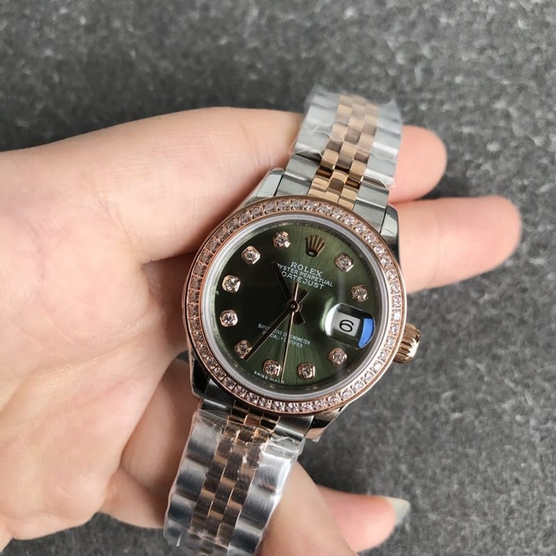 Rolex ladies watch Datejust 28mm mechanical tiger circles diamond rose gold green dial diamond hour markers front view