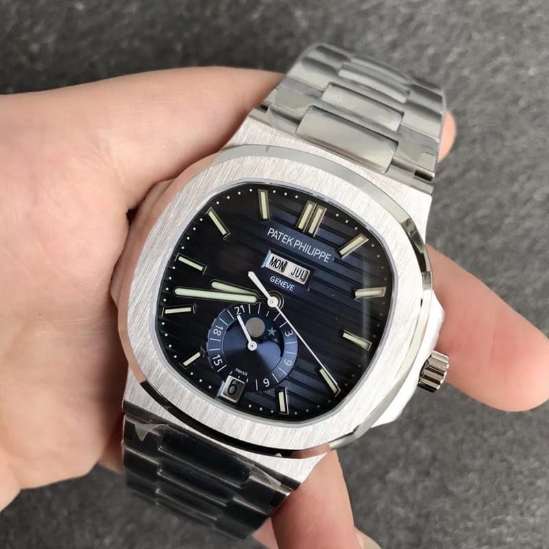 V9 Factory Patek Philippe Nautilus 5726 Top Men's Mechanical Watch Blue Dial Front View