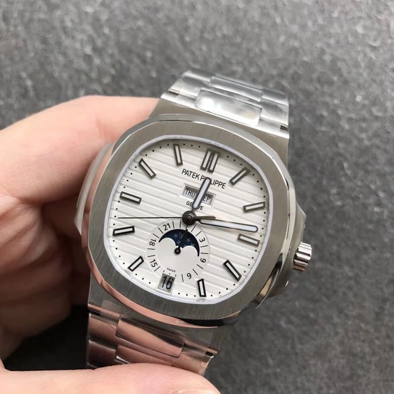 V9 factory Patek Philippe top nautilus 5726 men's mechanical watch white dial front view