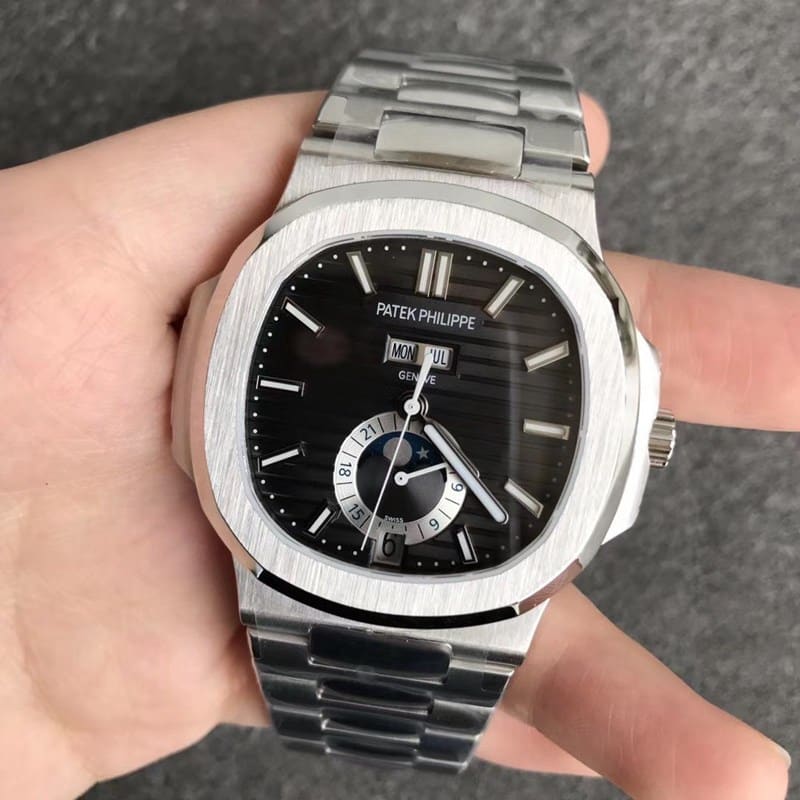 V9 Factory Patek Philippe Nautilus 5726 Top Men's Mechanical Watch Black Dial Front View