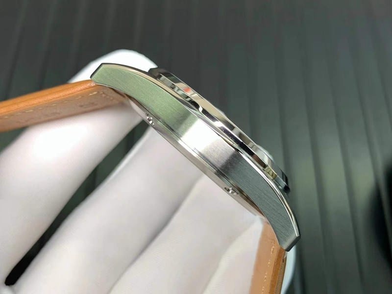 Longinesreplica watch pioneer series five-star admiral white dial mechanical watch side view