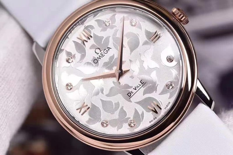 replicaOmega women's watch De Ville series yellow gold butterfly dance 32.7mm front view