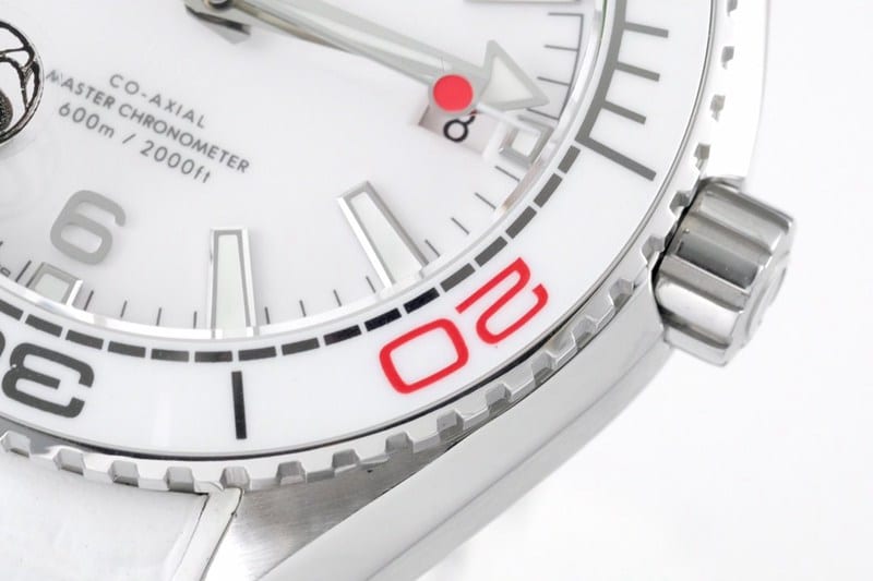 watch Omega ladies Seamaster series Ocean Universe 600 meters ceramic bezel39.5 diameter automatic movement watch detail shots