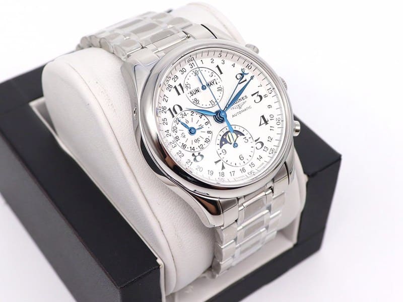 GL factory replicaLongines watch famous eight-pin moon phase7751white dialsteel bracelet front view