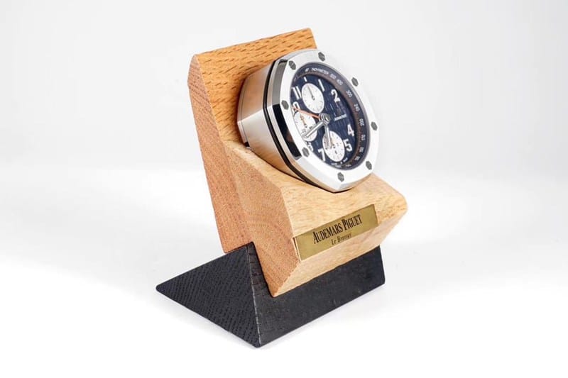 Audemars Piguet desk clock replicaRoyal Oak offshore 26470 desk clock ornament alarm clock side view