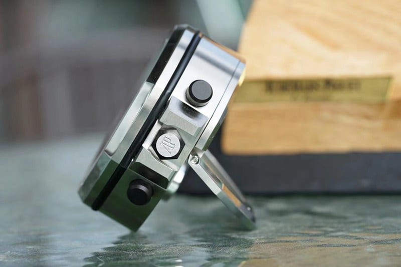 Audemars Piguet table clock replicaRoyal Oak offshore 26470 table clock ornament alarm clock detail shots
