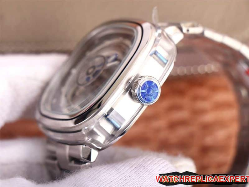 SEVENFRIDAY seven day display five watch automatic movementmen's watch Swiss steel bracelet large dialS1/01M side view
