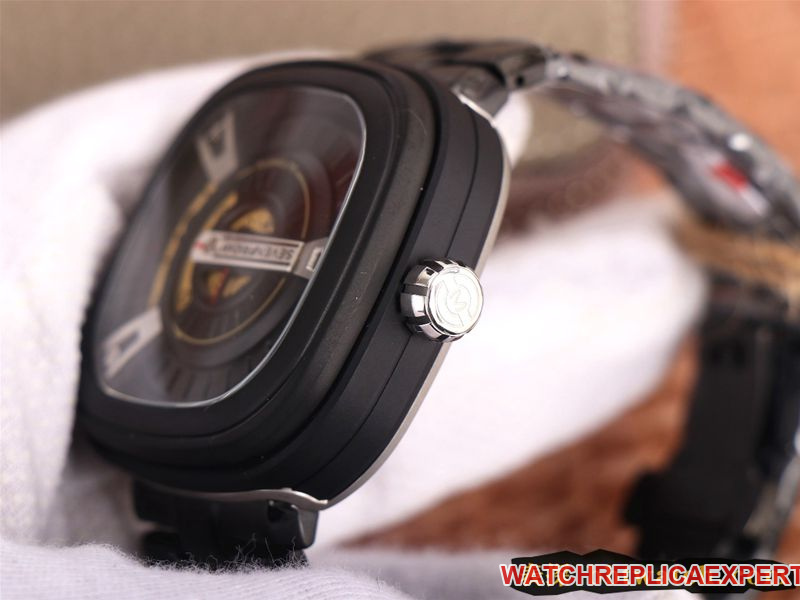watch seven day display five SEVENFRIDAY/automatic movementmen's watch Swiss steel bracelet large dial all black side view