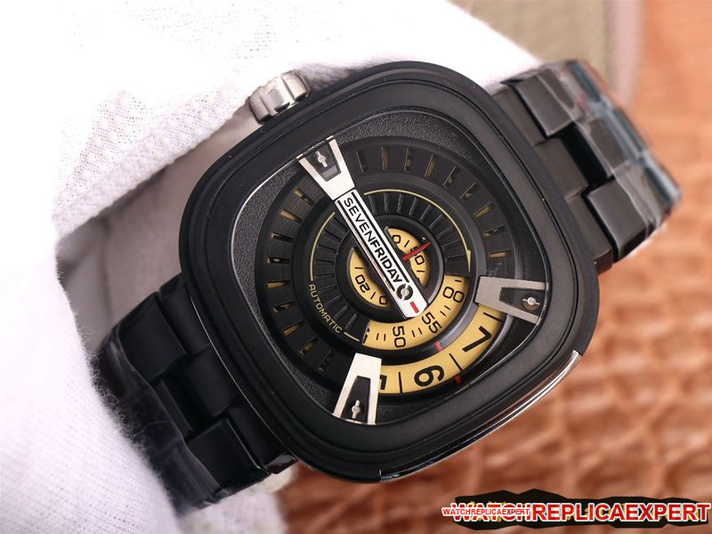 watch seven day display five SEVENFRIDAY/automatic movementmen's watch Swiss steel bracelet large dial all black front view
