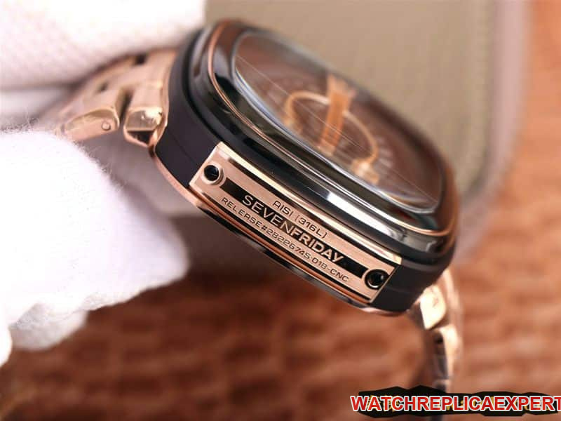 Seven day display five watch SEVENFRIDAY/automatic movementmen's watch Swiss steel bracelet large dialrose gold color side view