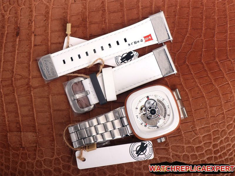 seven day display five watch SEVENFRIDAY/automatic movementmen's watch Swiss steel bracelet large dial white front view