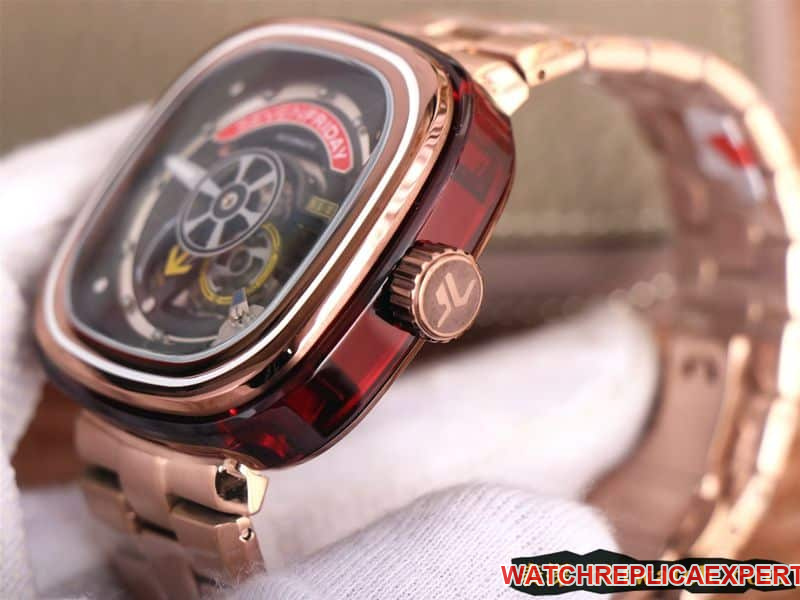 Seven day display five watch rose goldblack dial SEVENFRIDAY/automatic movementmen's watch Swiss steel bracelet large dial hollow side view