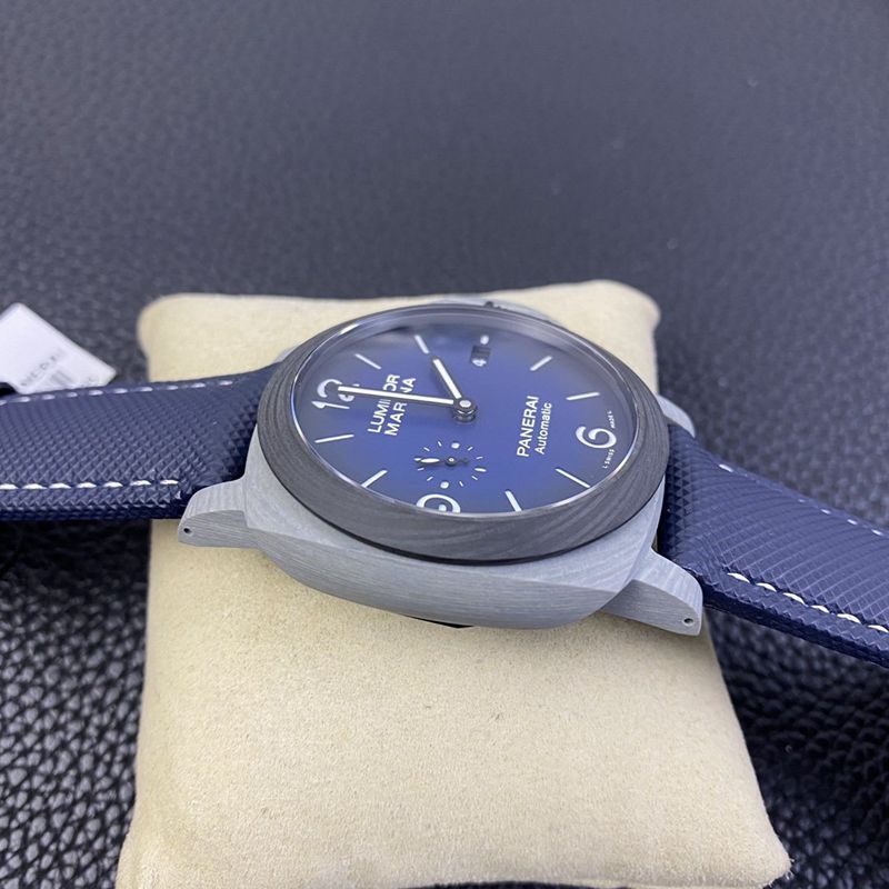 PaneraiPAM1663 latest carbon fiber material Fibratechreplica watch side view