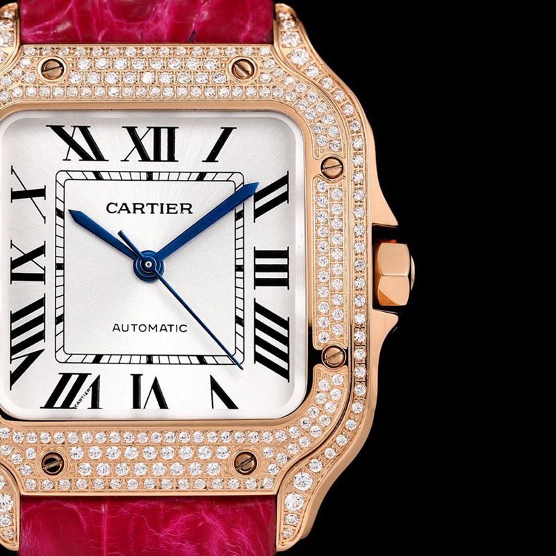 CartierSantos watch medium model watch detail shots