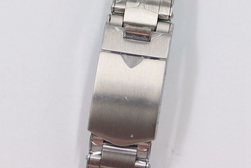 Tudor Tudor Biwan series M79030N-0001 watch watch clasp picture