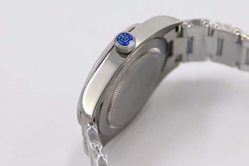 Tudor Tudor Biwan series M79030N-0001 watch watch side view