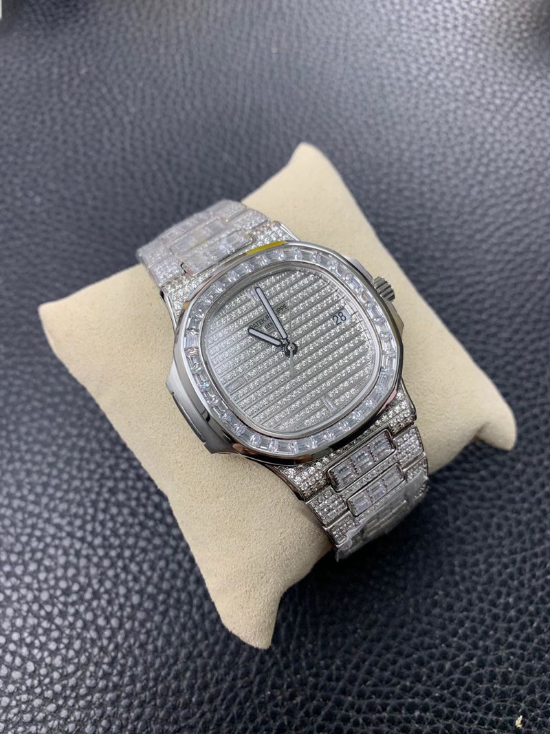 Patek Philippe watch "Full Star" square diamond Nautilus 5719/1G-001 front view