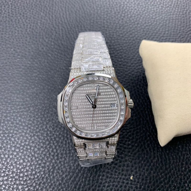 Patek Philippe watch "Full Star" square diamond Nautilus 5719/1G-001 front view