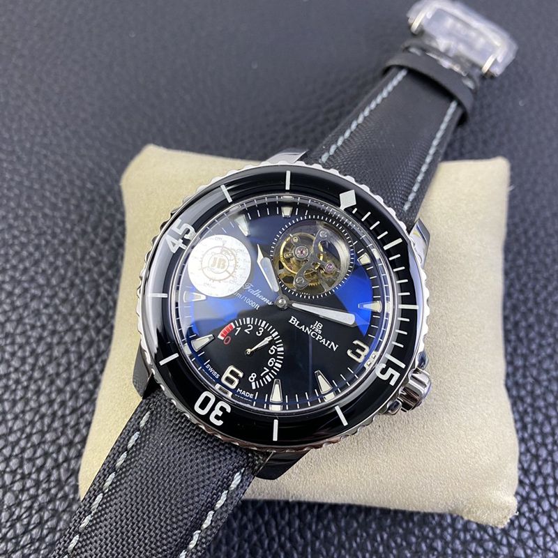 Blancpain Fifty Fathoms Series Ultimate Edition Genuine Tourbillon Men's Watch Watch Front View