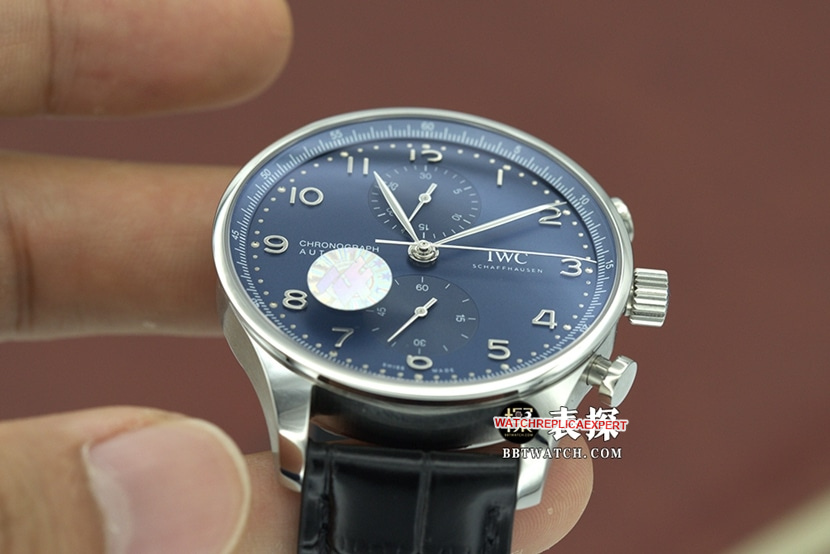 ZF factory Portugal Universal collectible watches blue dial chronograph belt model IW371606 front real picture