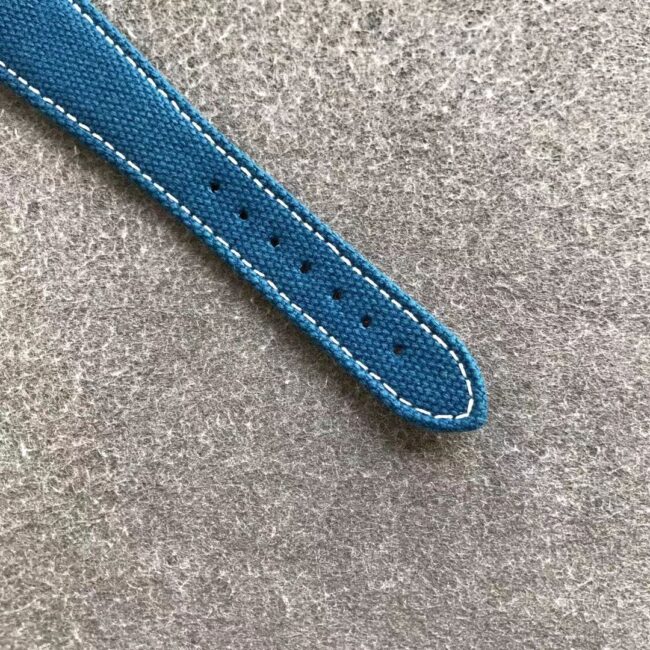 Patek Philippereplica watch new product Pranglaiwute Watchmaking Building commemorative bracelet picture