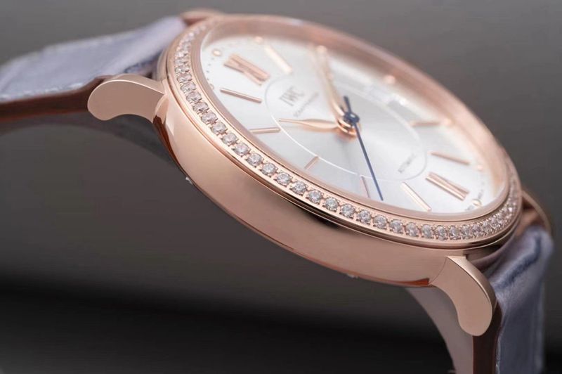 IWCreplica's masterpiece women's model Portofino is extremely elegant top-tierladies' watch side view
