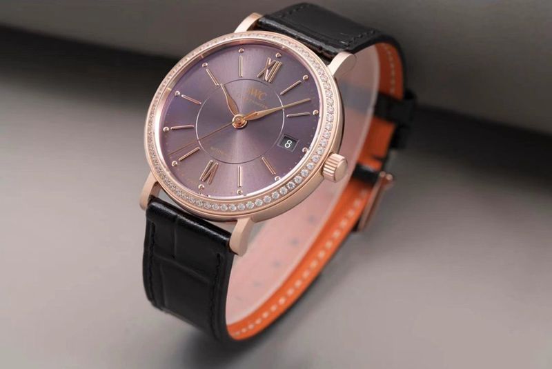 IWC women's watch Portofino extremely elegant top-tierladies' watch front view