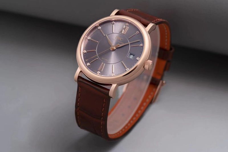 Front view of the IWC top-tierladies' watch, the Portofino top-tierladies' watch for women