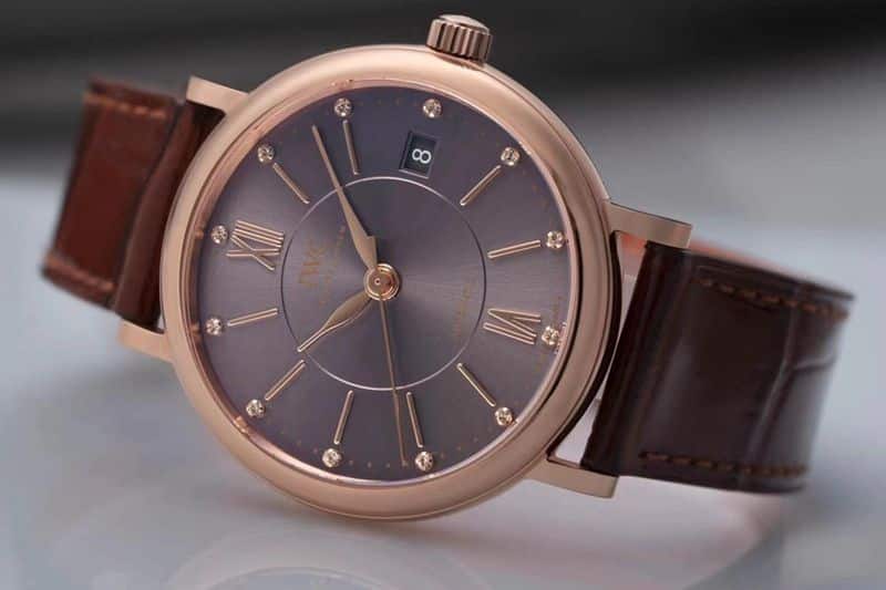 Front view of the IWC top-tierladies' watch, the Portofino top-tierladies' watch for women
