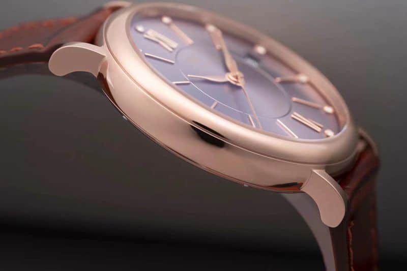 Side view of IWCsuper top-tierladies' watch, Portofino top-tierladies' watch for women