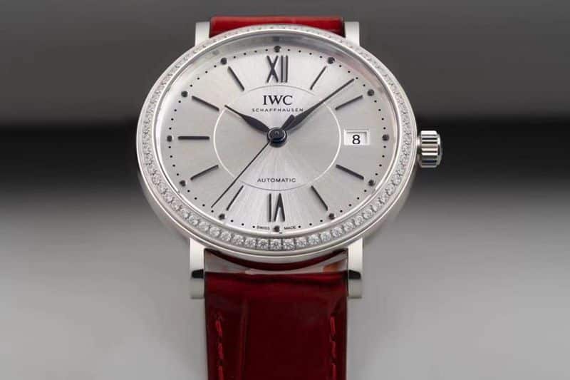 IWC's masterpiece women's watch Portofino top-tierladies' watchdetail shots