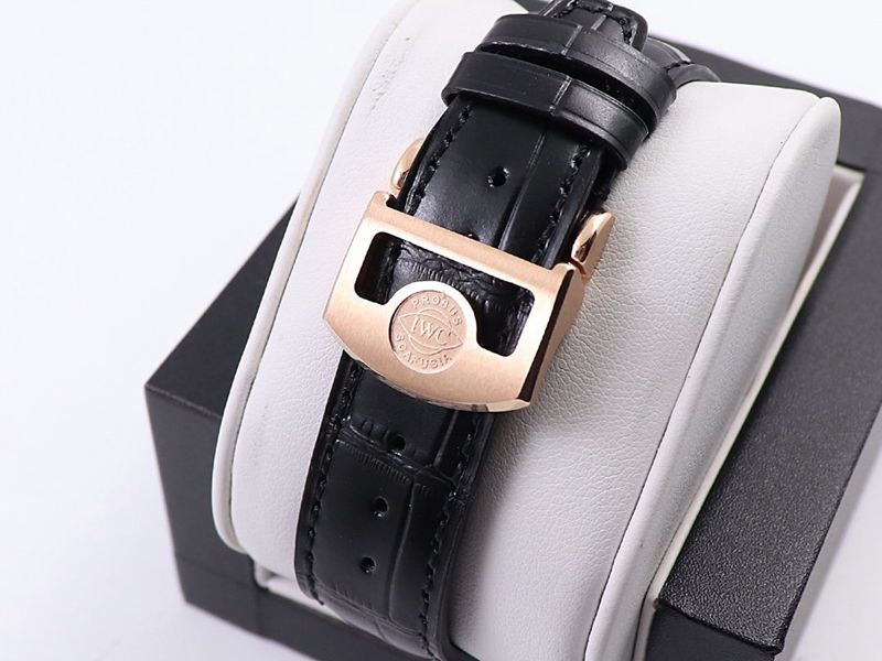 IWCreplica watch IW504501 watch PORTUGIESER Portuguese series watch clasp picture