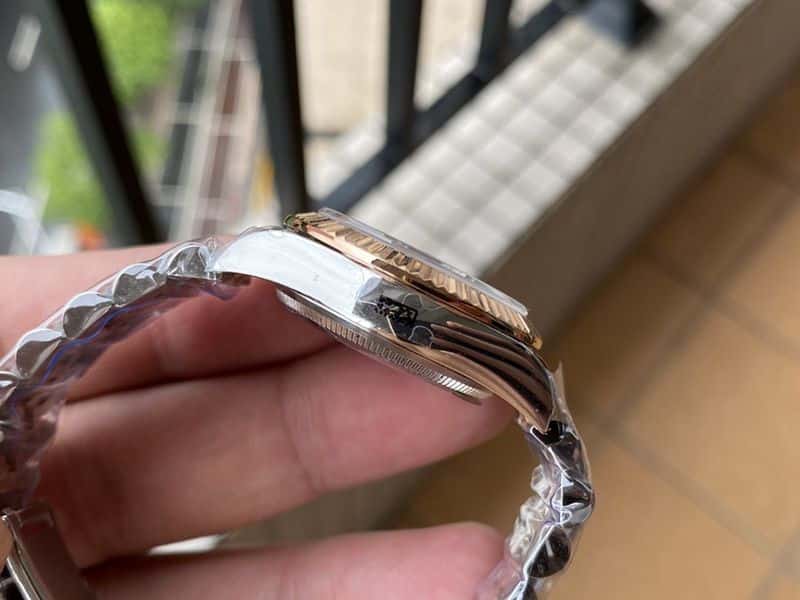 Rolex high-quality watch women's log watch side view