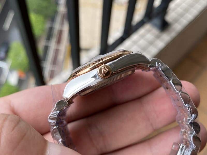 Rolex high-quality watch women's log watch side view