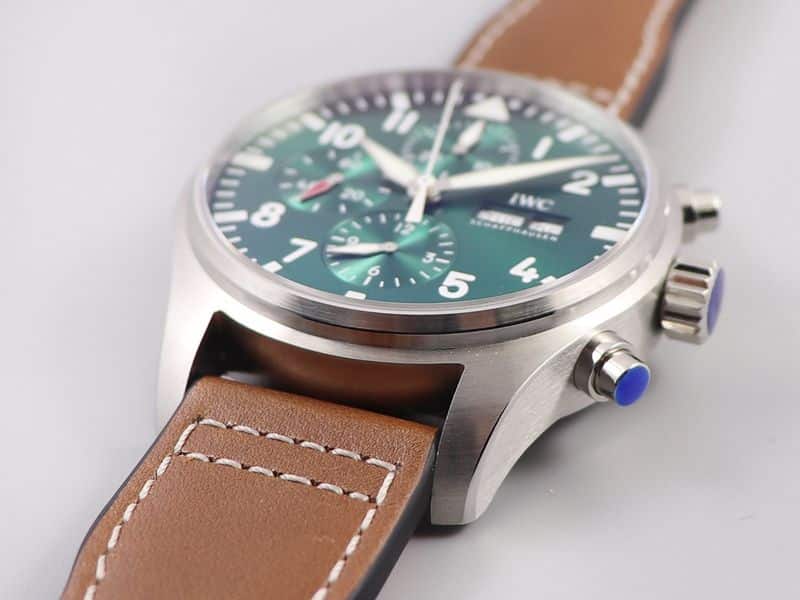 IWC watch IWC3777 pilot chronograph series watch detail shots