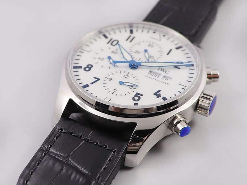 Front view of the Universal collectible watches IWC 3777 Pilot's Watch Chronograph Collection